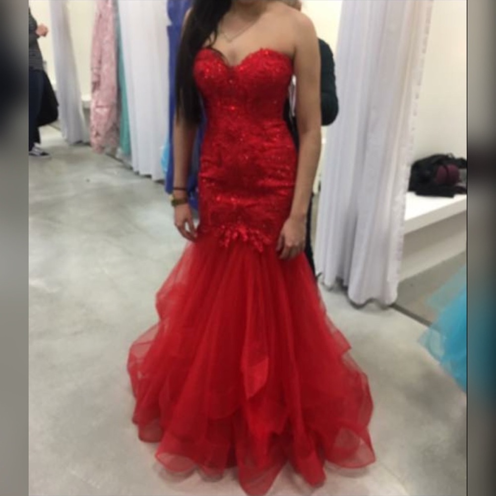 Prom Dress - Picture 2 of 6